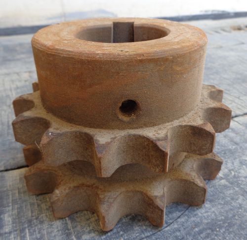 ترس كاتينة ثنائي